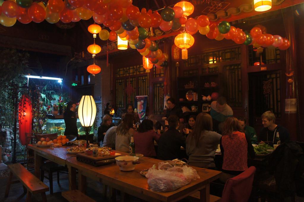 Red Lantern House Hostel Beijing Bagian luar foto